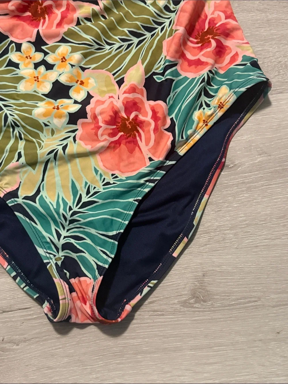 Hurley colorful floral